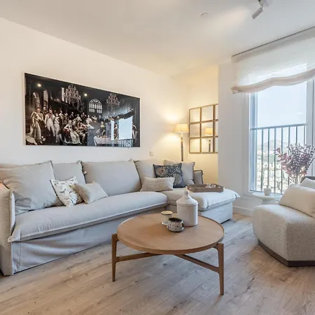 Skyline 7 Pool & Pk Free Apartment Malaga
