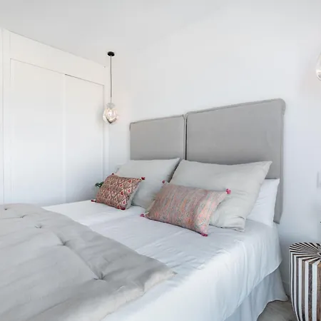 Skyline 7 Pool & Pk Free Apartment Malaga