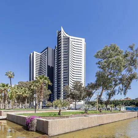 Skyline 7 Pool & Pk Free Malaga